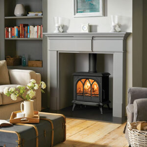 Stovax Huntingdon 30 - 5kw Defra Multifuel Stove With Tracery Door