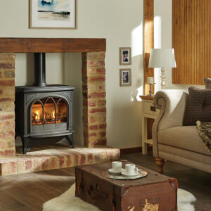 Gazco Huntingdon 40 - 4.8kw Conventional Gas Stove with Tracery Door