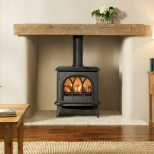 Gazco Huntingdon 30 - 3.1kw Conventional Gas Stove with Tracery Door